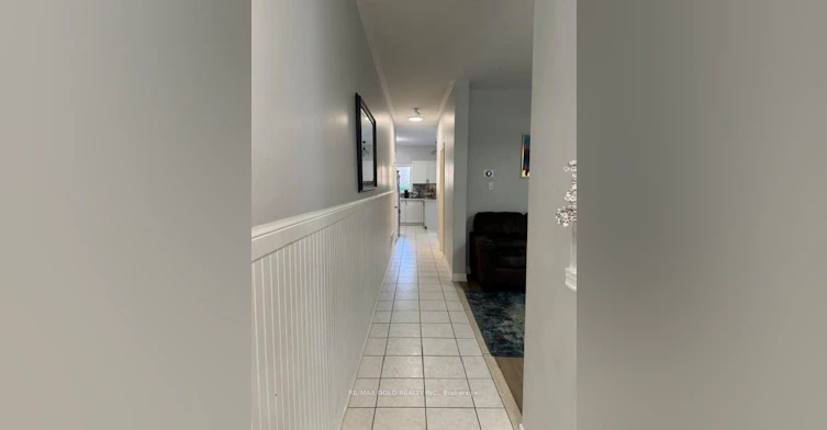 45 Northampton Boulevard, Hamilton, ON, L8E 6C4 - 2