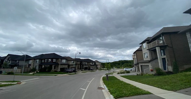 561 Mayapple Street, Waterloo, ON, N2V 2E3 - 2