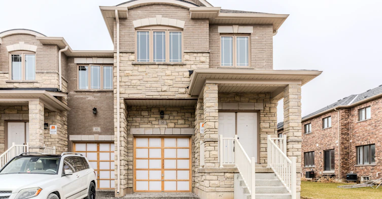 56 Baker Street, Thorold, ON, L2V 0N1 - 2