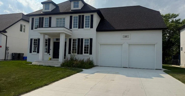 53 Redwood Drive, Kingsville, ON, N0R 1B0