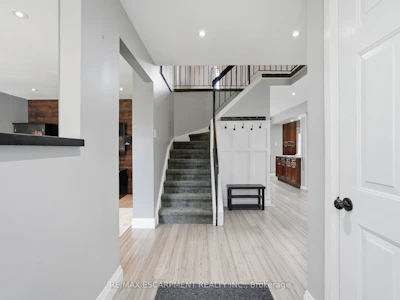 53 Glaceport Avenue - 5