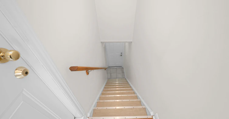 26 Phillipo Drive, Hamilton, ON, L9B 2P6 - 3