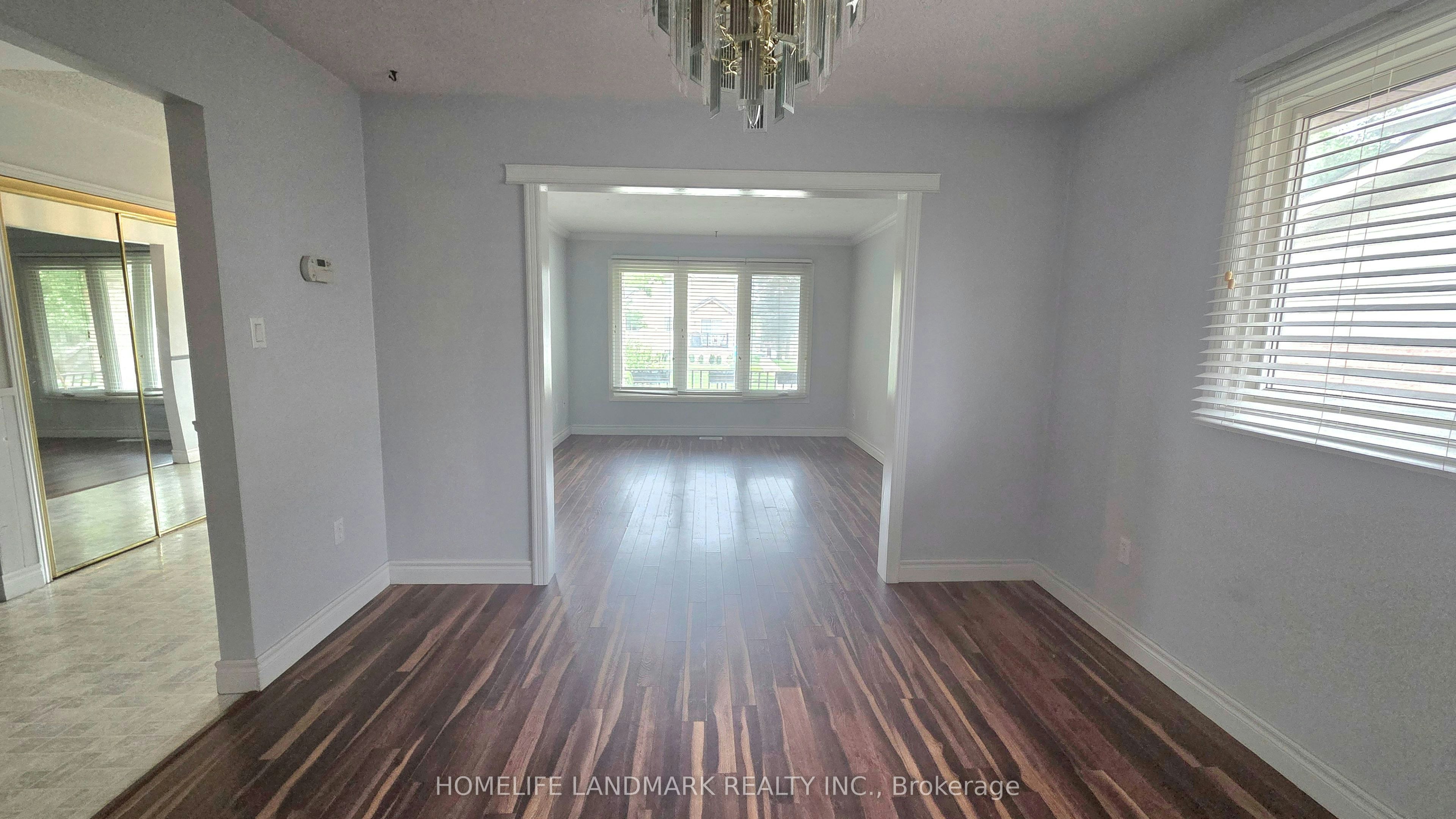 33 Elora Drive, Hamilton, ON, L9C 6T4 - 7