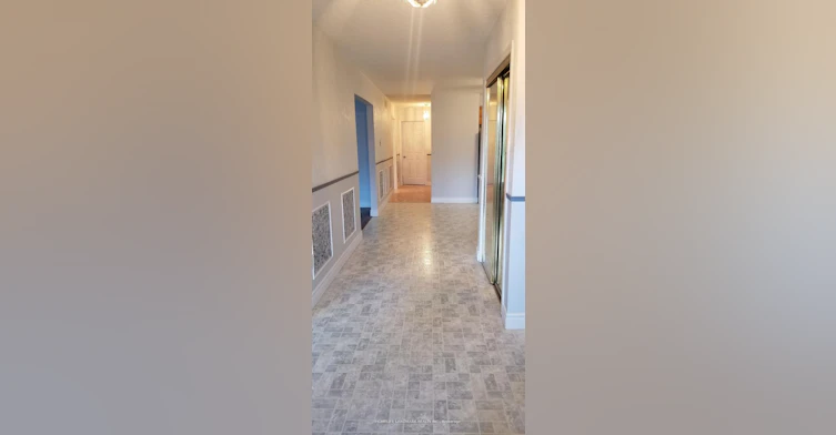 33 Elora Drive, Hamilton, ON, L9C 6T4 - 3