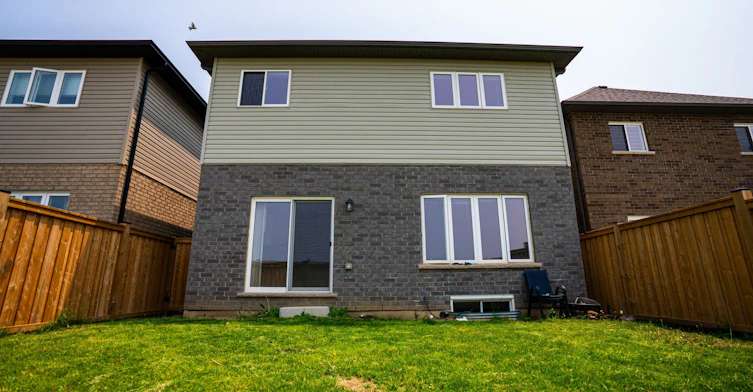 56 Rockledge Drive, Hamilton, ON, L0R 1P0 - 32