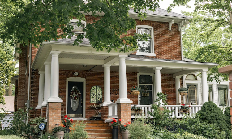 33 Division Street