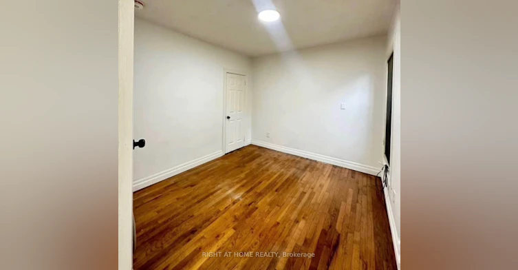 216 John Street N, Hamilton, ON, L8L 4P5 - 7