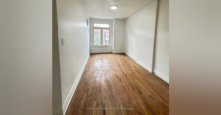 216 John Street N, Hamilton, ON, L8L 4P5 - 5