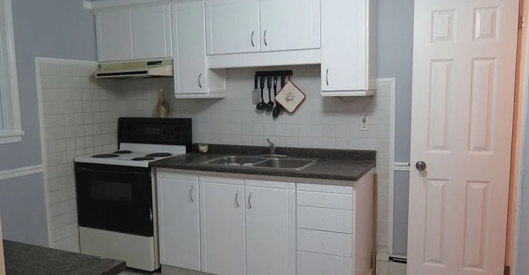 Main-70 Tunis Street, St. Catharines, ON, L2S 1E5 - 3