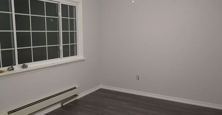 Main-70 Tunis Street, St. Catharines, ON, L2S 1E5 - 2