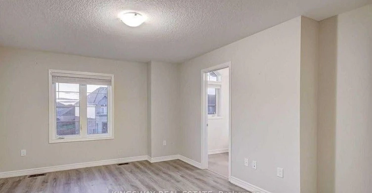 16 Bradbury Road, Hamilton, ON, L8J 0L1 - 5