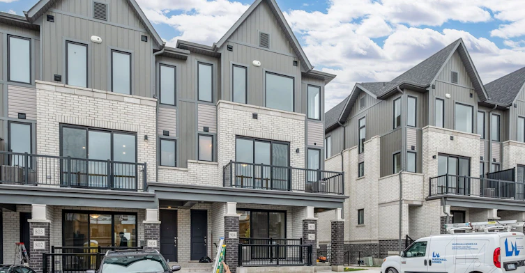 902-160 Densmore Road, Cobourg, ON, K9A 0X8