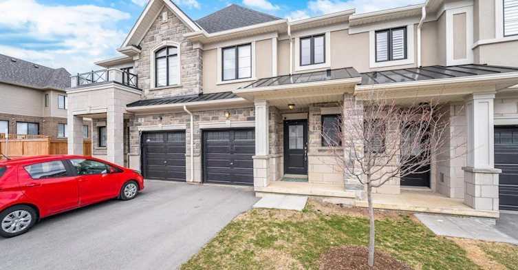 2-30 Mia Drive, Hamilton, ON, L9B 0K1 - 2