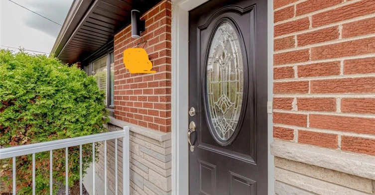 Main-128 Clarendon Avenue, Hamilton, ON, L9A 3A5 - 3