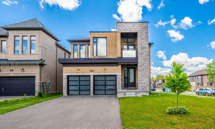 1104 Edinburgh Drive