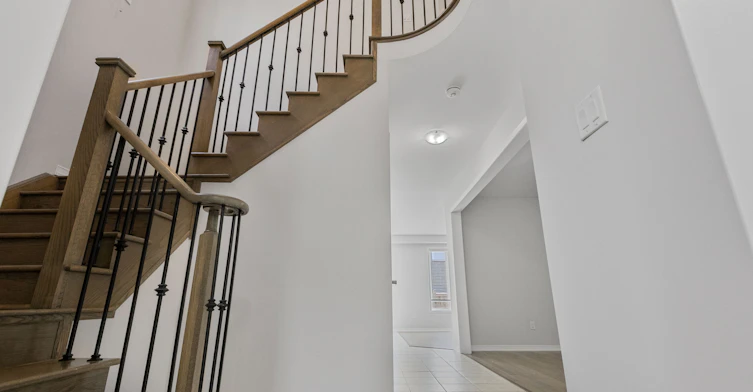 25 Munro Circle, Brantford, ON, N3T 0R1 - 8