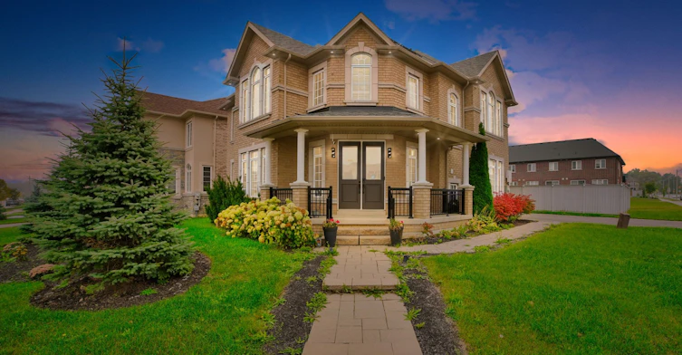 288 Raymond Road, Hamilton, ON, L9K 0H8