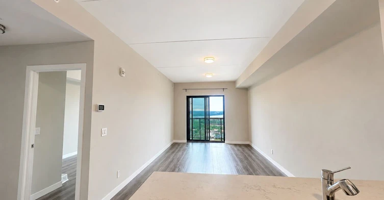 2210-15 Queen Street S, Hamilton, ON, L8P 0C6 - 4