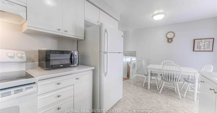14 Amblecote Place, Hamilton, ON, L8W 3E9 - 9