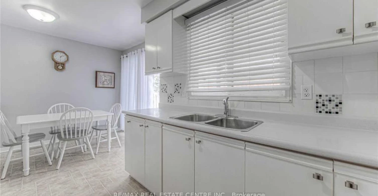 14 Amblecote Place, Hamilton, ON, L8W 3E9 - 8