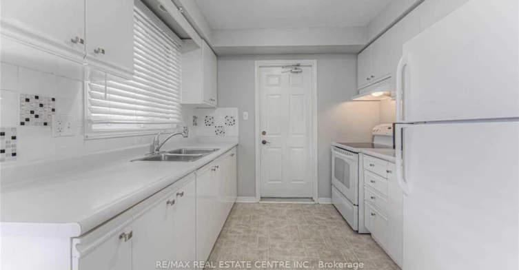 14 Amblecote Place, Hamilton, ON, L8W 3E9 - 10