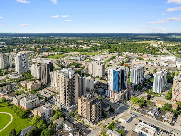 203-8 Hickory Street W, Waterloo, ON, N2L 3H6 - 36