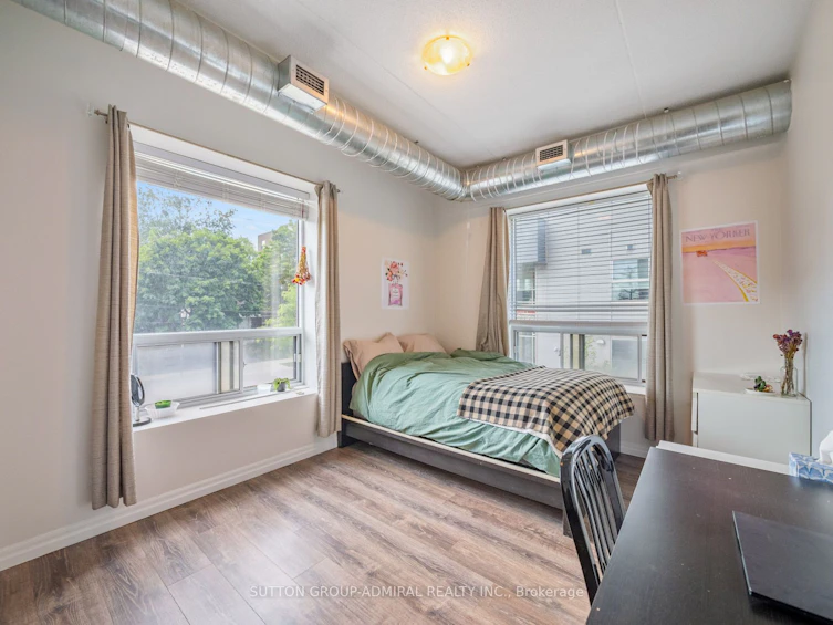 203-8 Hickory Street W, Waterloo, ON, N2L 3H6 - 13