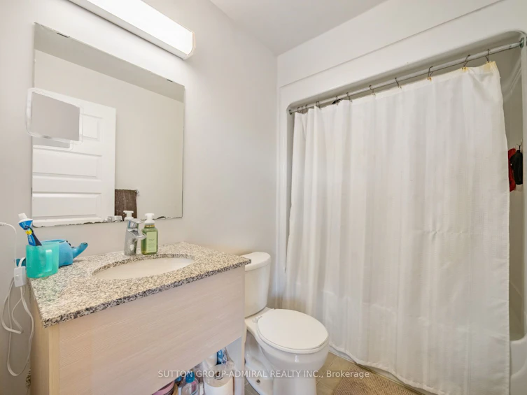 203-8 Hickory Street W, Waterloo, ON, N2L 3H6 - 16