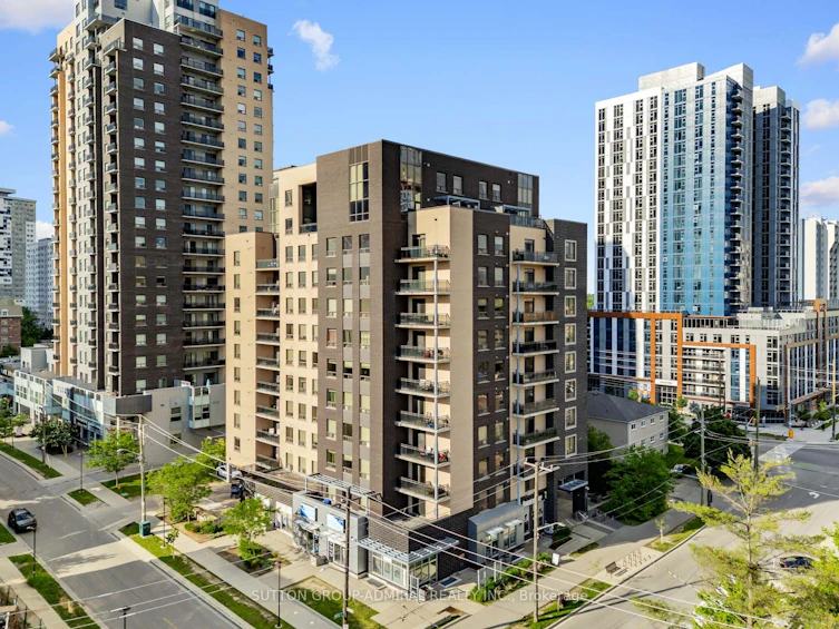 203-8 Hickory Street W, Waterloo, ON, N2L 3H6 - 30