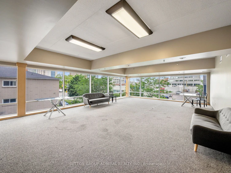 203-8 Hickory Street W, Waterloo, ON, N2L 3H6 - 24