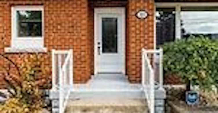 MAIN-223 Erindale Avenue, Hamilton, ON, L8K 4R6 - 3