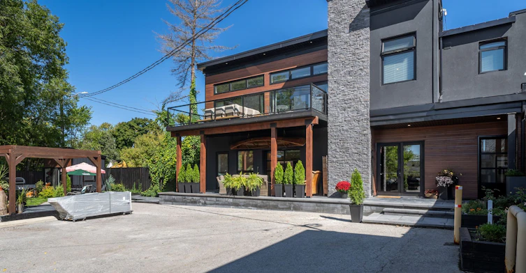 2B-61 Colborne Street, Kawartha Lakes, ON, K0M 1N0 - 2