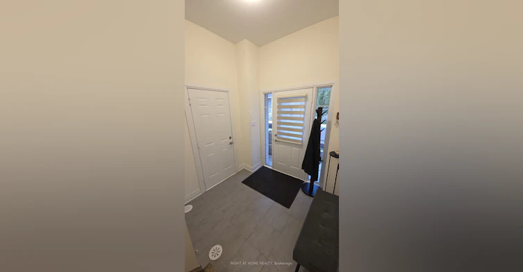 29-305 Garner Road W, Hamilton, ON, L9G 3K9 - 2