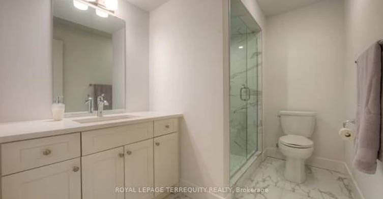 154 Sycamore Street, Blue Mountains, ON, L9Y 4E2 - 25