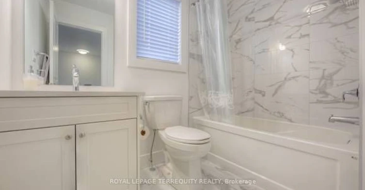 154 Sycamore Street, Blue Mountains, ON, L9Y 4E2 - 20