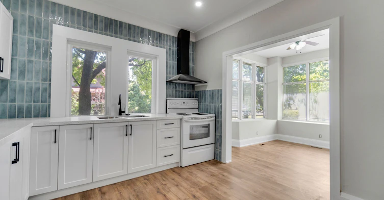 2-939 Beach Boulevard, Hamilton, ON, L8H 6Z7 - 11