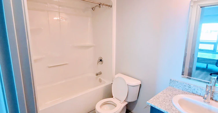 B610-275 Larch Street, Waterloo, ON, N2L 3R2 - 16