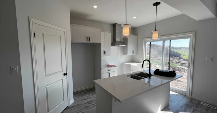 3916 Auckland Avenue, London, ON, N6L 0J3 - 3