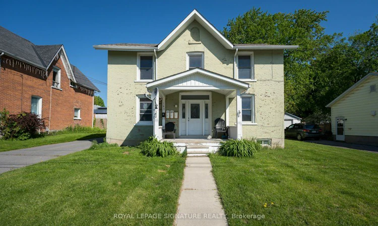 143 Dundas Street W