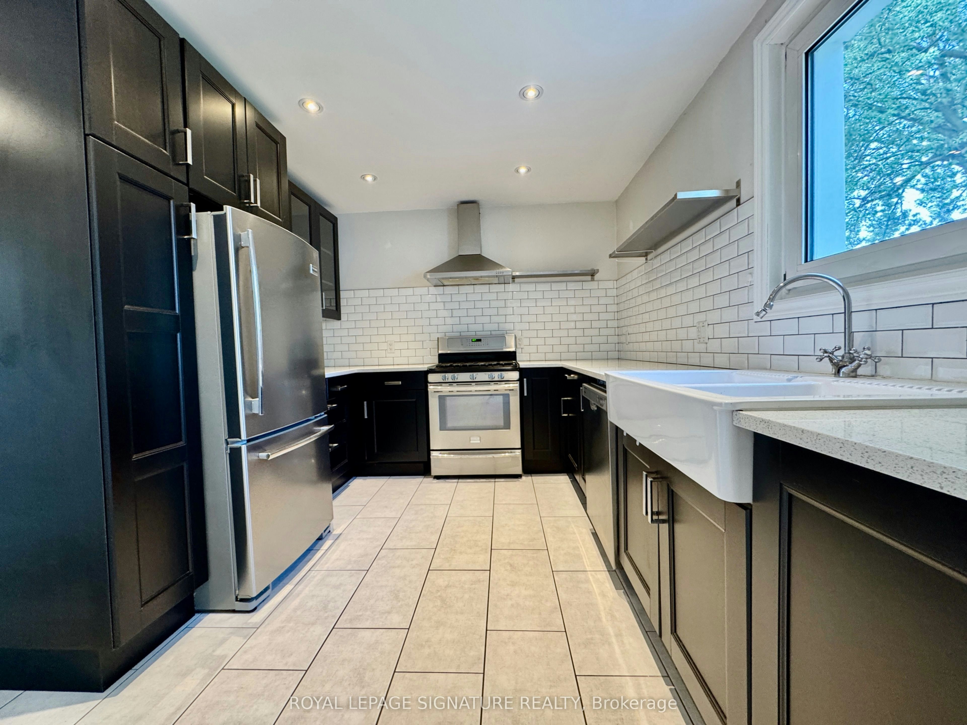 Upper-282 East 18th Street, Hamilton, ON, L9A 4P6 - 3