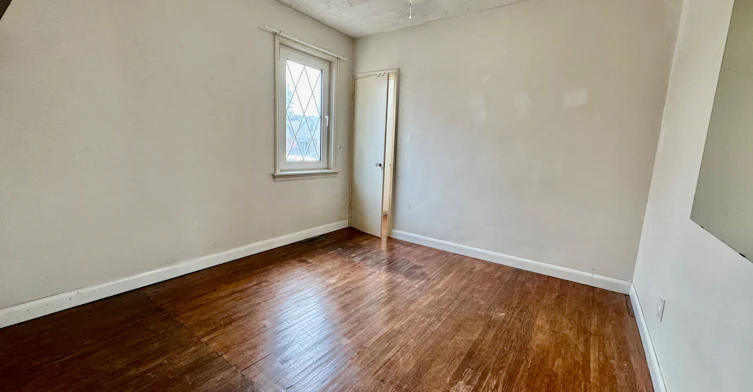 Upper-282 East 18th Street, Hamilton, ON, L9A 4P6 - 6