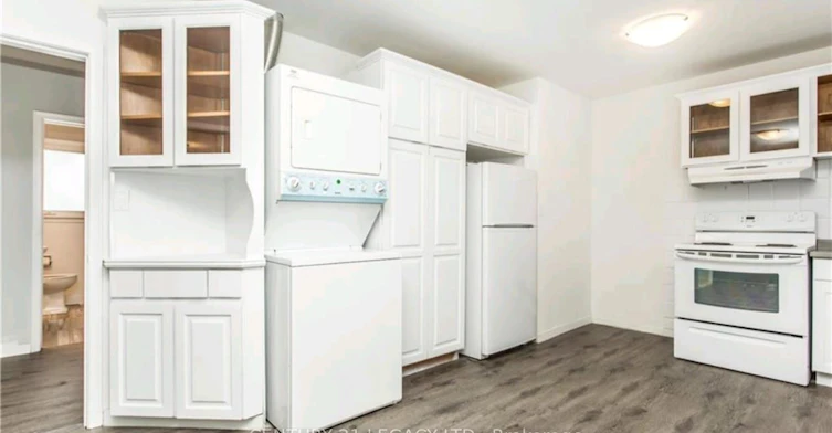 62 Woodelm Drive, St. Catharines, ON, L2M 4N3 - 8