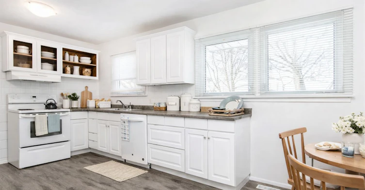 62 Woodelm Drive, St. Catharines, ON, L2M 4N3 - 2