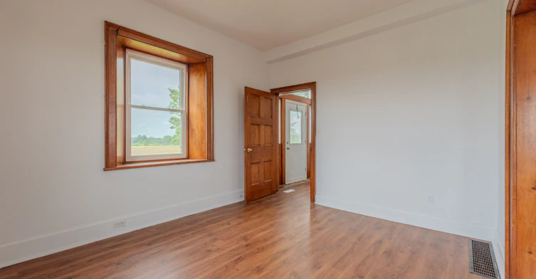 919 Safari Road, Hamilton, ON, L8B 1A4 - 4