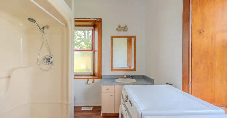 919 Safari Road, Hamilton, ON, L8B 1A4 - 8