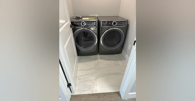UPPER LEVEL ONLY-3830 Petalpath Way, London, ON, N6P 0J9 - 9