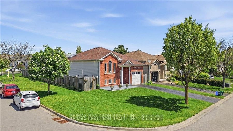 12 Jarvis Drive, Port Hope, ON, L1A 4J8