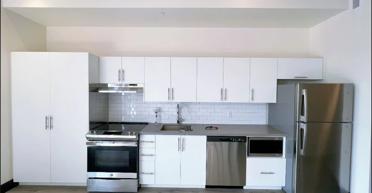 607-121 King Street E, Hamilton, ON, L8N 1A9 - 2