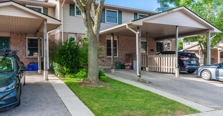2-160 Conway Drive, London, ON, N6E 3M4