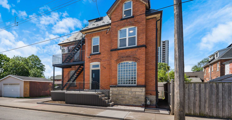 #1-388 Wilson Street, Hamilton, ON, L8L 1S9